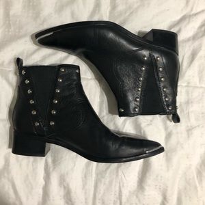 Marc Fisher booties!!